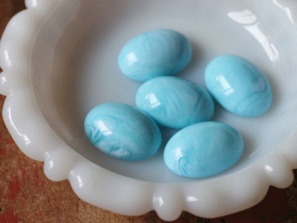 画像5: ドイツヴィンテージのカボション【オペーク・水色】25×18mm 2個 (5)