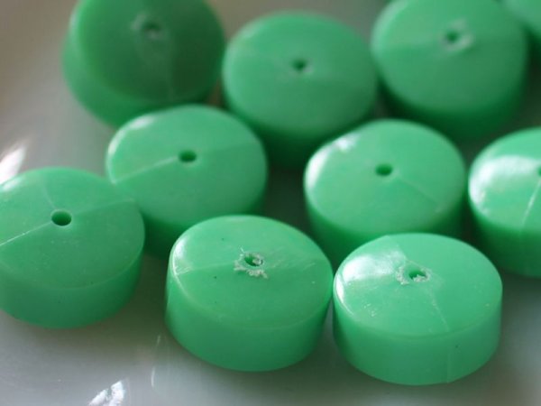 画像4: 在庫限り★ドイツヴィンテージ　ルーサイト系ビーズ【ディスク・ブライトグリーン】　20個 (4)