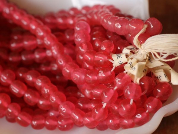 画像3: ジャパンヴィンテージ　ローズ色のバロックビーズ【B】　直径約7-8mm 約45粒 　 (3)