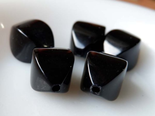 画像2: ドイツヴィンテージのルーサイトビーズ【4面ブラック】23mm　1個 (2)