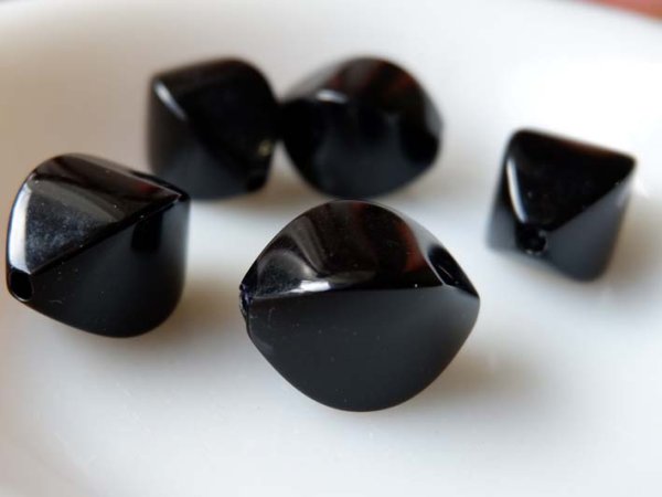 画像3: ドイツヴィンテージのルーサイトビーズ【4面ブラック】23mm　1個 (3)