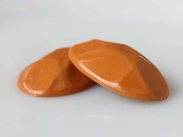 画像2: ドイツヴィンテージのルーサイト系カボション【シェイブド・オーバル・キャメル】2個 (2)