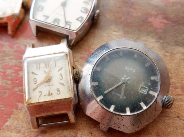 画像4: ヴィンテージの時計のムーブメント【1009-Ａ】 (4)