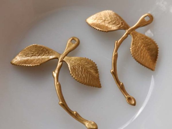 画像6: USA真鍮製スタッカブルパーツ【ローズステム大】1個　葉っぱと茎 (6)