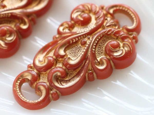 画像2: ドイツヴィンテージ　ルーサイトのデコドロップ【レンガ色】2個 (2)