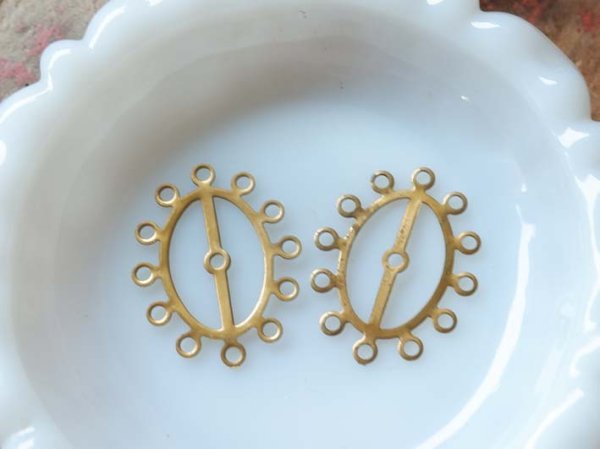 画像2: ヴィンテージリベット用パーツ　ブローチが作れます　　2個 (2)