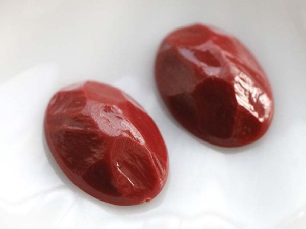 画像3: ドイツヴィンテージのルーサイト系カボション【シェイブド・オーバル・ブリック】2個 (3)