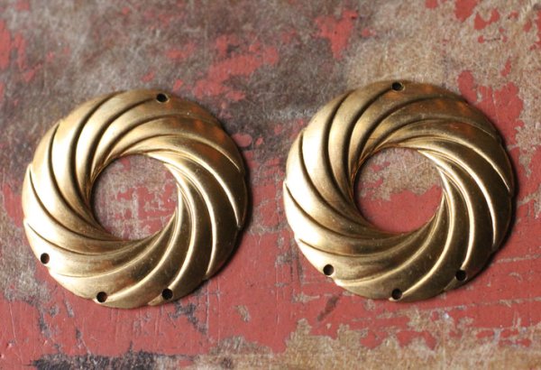 画像2: ＵＳＡヴィンテージ　4ホールサークル　2個 (2)