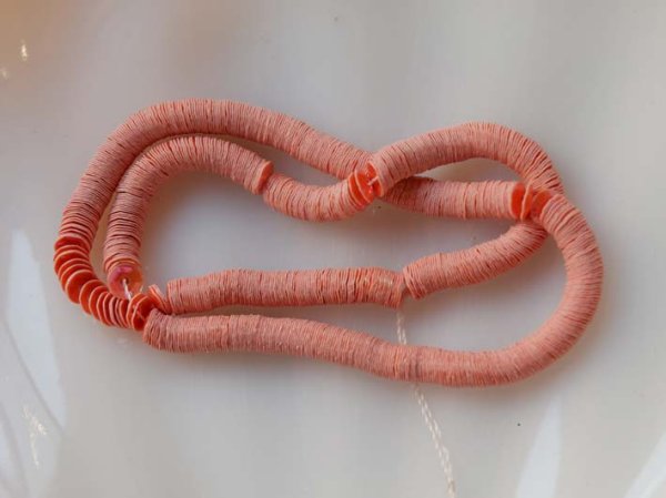 画像2: フランスヴィンテージのスパンコール【ピーチＡＢ・カップ4mm】1本　オートクチュール刺繍に。 (2)