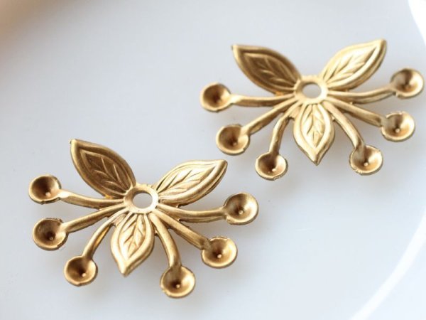 画像2: アメリカ製 真鍮(ブラス)パーツ・ラインストーンのセットできる横長リーフ　2個 (2)