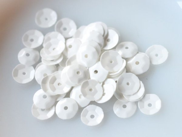 画像5: フランスヴィンテージのスパンコール【オペークホワイト・カップ6mm】 (5)