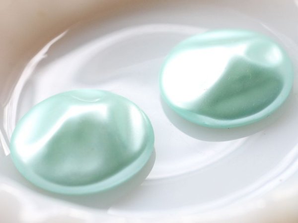 画像2: ヴィンテージ・ルーサイト系パールカボション【ラージバロック・ブルー 28mm】2個 (2)