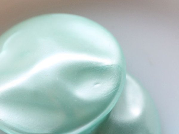 画像5: ヴィンテージ・ルーサイト系パールカボション【ラージバロック・ブルー 28mm】2個 (5)