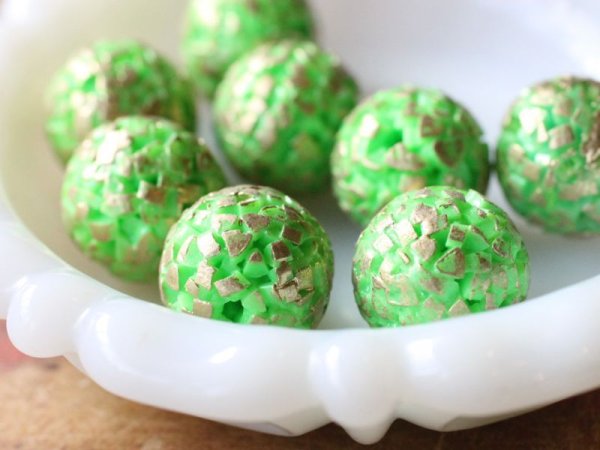 画像5: ドイツヴィンテージのルーサイトビーズ【モザイク　グリーン＆ゴールド】18mm (5)