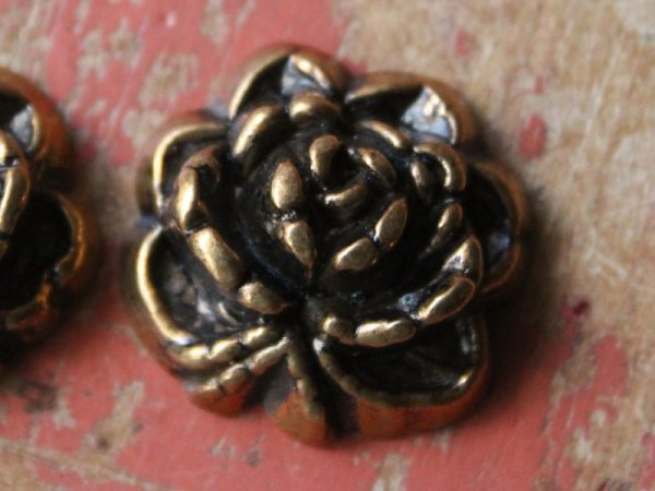 画像4: ジャパンヴィンテージ カボション・アンティークゴールド・ラージローズ【B】 (4)