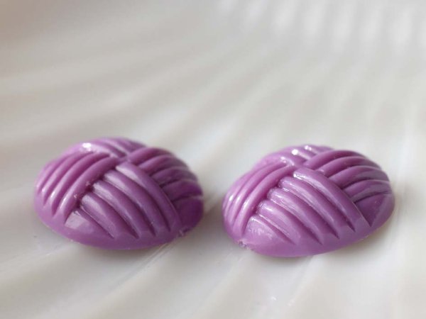 画像6: ドイツヴィンテージのルーサイト系カボション【毛糸玉・パープル　約20ミリ】2個 (6)