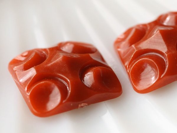 画像5: ドイツヴィンテージのルーサイト系カボション【デコスクエア・ライトブラウン】2個 (5)