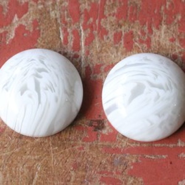 画像2: ジャパンヴィンテージ　マーブル・ラウンドカボション【小15ミリ】アイボリー (2)