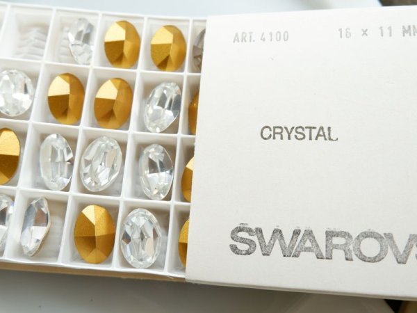 画像2: ヴィンテージ・スワロフスキーラインストーン　オーバル16×11ミリ【クリアー】ストーンのみ　2個 (2)