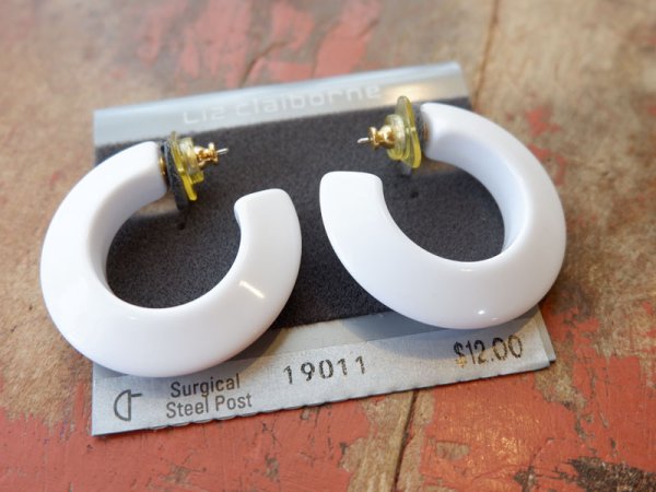 画像4: デッドストック・ジャパンヴィンテージ　３/４ホワイト・フープピアス　１ペア (4)