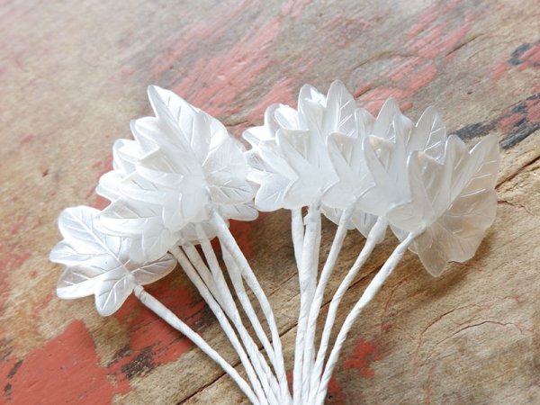 画像4: ヴィンテージ・アクリル・パールリーフ　10個 (4)