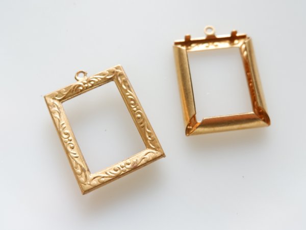 画像2: アメリカ製 真鍮(ブラス)パーツ・フレームA　　額のみ (2)