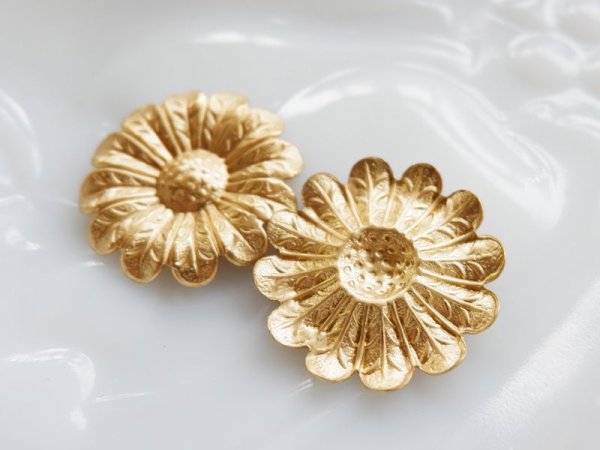 画像3: USA真鍮製　ミリアムハスケルと同じフラワースタンピング　【小　2個】 (3)