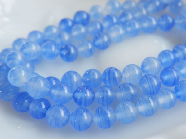 画像2: ジャパンヴィンテージ 　ガラスビーズ【ブルーマーブル7-8ミリ】70粒 (2)