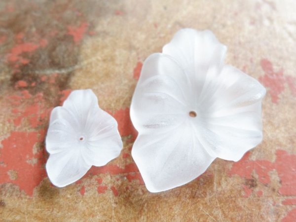 画像2: ヴィンテージ　ドイツ製 ルーサイトフラワーパーツ【縦長・ラージ】2個 (2)