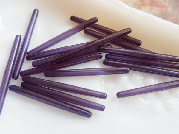 画像3: ヴィンテージ・ルーサイト系　スティックビーズ・半透バイオレット58ミリ　　紫 (3)