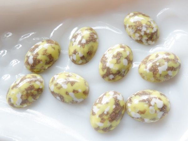 画像3: ドイツヴィンテージのカボション【イエローモザイク】25×18ミリ　2個 (3)