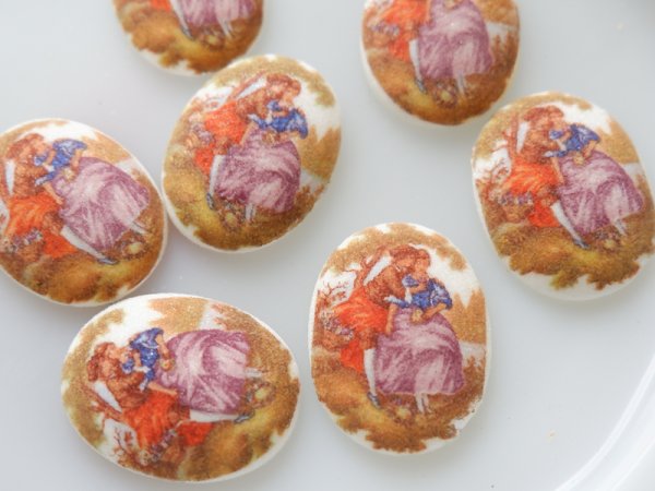 画像1: ドイツヴィンテージ　ピクチャーカメオ　34×26ミリ　1個 (1)