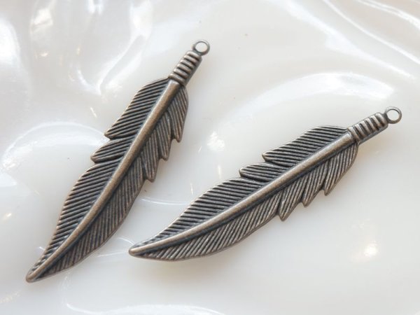 画像2: USA真鍮製【銀古美】　フェザー中2個 (2)