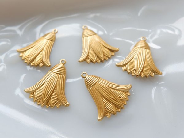 画像4: USA真鍮製　タッセルチャーム・ドロップ　２個　25ミリ　　　　 (4)