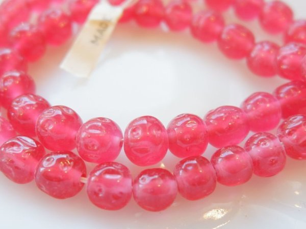 画像2: ジャパンヴィンテージ　ローズ色のバロックビーズ【B】　直径約7-8mm 約45粒 　 (2)