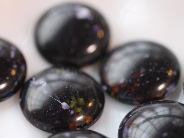 画像2: ドイツヴィンテージのルーサイトのカボション【宇宙色　大24mm】 2個 (2)