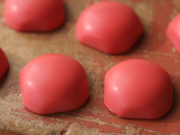 画像5: ジャパンヴィンテージ　ルーサイトのカボション　【コーラルレッド・オクタゴン18ミリ】2個 (5)