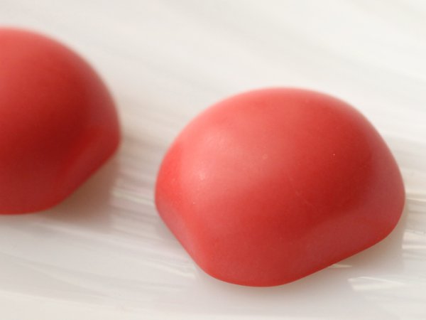 画像2: ジャパンヴィンテージ　ルーサイトのカボション　【コーラルレッド・オクタゴン18ミリ】2個 (2)