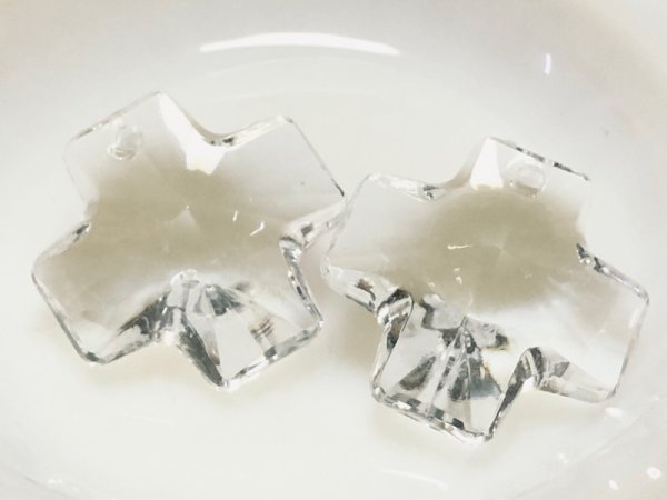 画像3: ドイツ製 クリアー・アクリルドロップ【スイスクロス】 2個 (3)