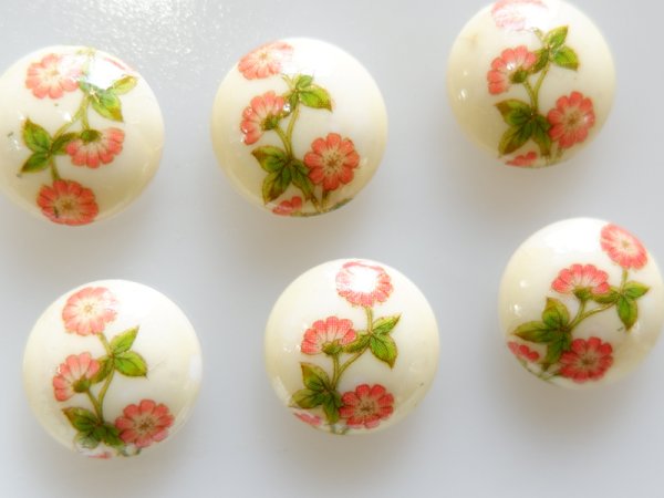 画像2: ジャパンヴィンテージ　ガラスカボション【転写ピンクフラワー】約16ミリ　2個 (2)