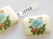 画像2: ジャパンヴィンテージ　ガラスカボション【転写ブルー・ローズ　レクタングル】約29×23ミリ　1個 (2)