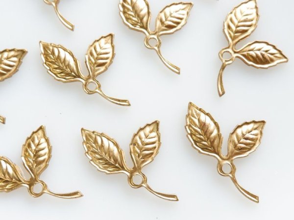 画像3: ヴィンテージUSA真鍮製　エナメルのできるリーフ　2個 (3)