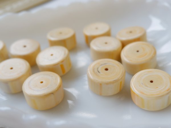 画像2: ヴィンテージ　ガラリス　切り株ビーズ20ミリ　10個 (2)