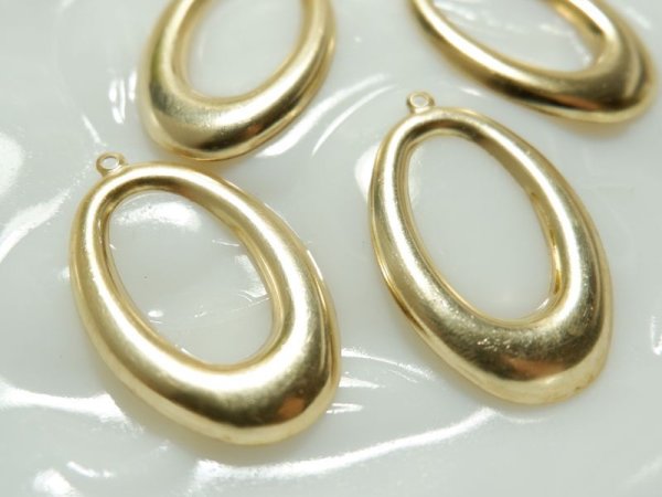 画像2: アメリカ製 真鍮パーツ　オープン・オーバルドロップ42ミリ　2個 (2)