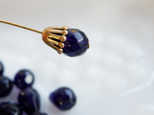 画像4: チェコ・しずく型ガラスビーズ【ディープバイオレット 4粒】12.6ミリ (4)