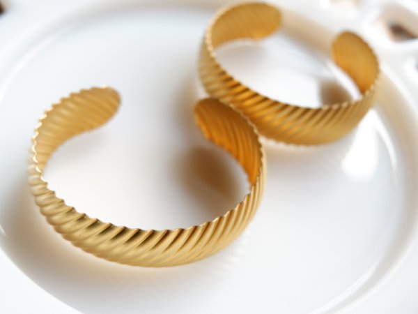 画像3: USA真鍮製　バングル【斜め模様】18.5ミリ　　　 (3)