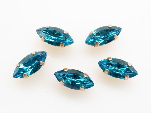 画像3: ヴィンテージスワロフスキーラインストーン【15×7ミリ　ブルージルコン】＋縫い付け用台座　2個 (3)