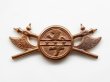 画像1: ヴィンテージ　真鍮製エンブレム　紋章【バットルアックス横向きB】1個 (1)