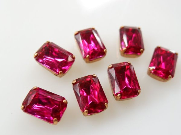 画像2: チェコヴィンテージ【オクタゴン・ローズ】縫付け用台座　14×10mm　2個 (2)