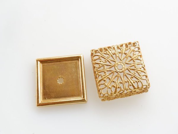 画像2: ミリアムハスケル　ギフトボックスモチーフ用パーツセット【大】26ミリ (2)